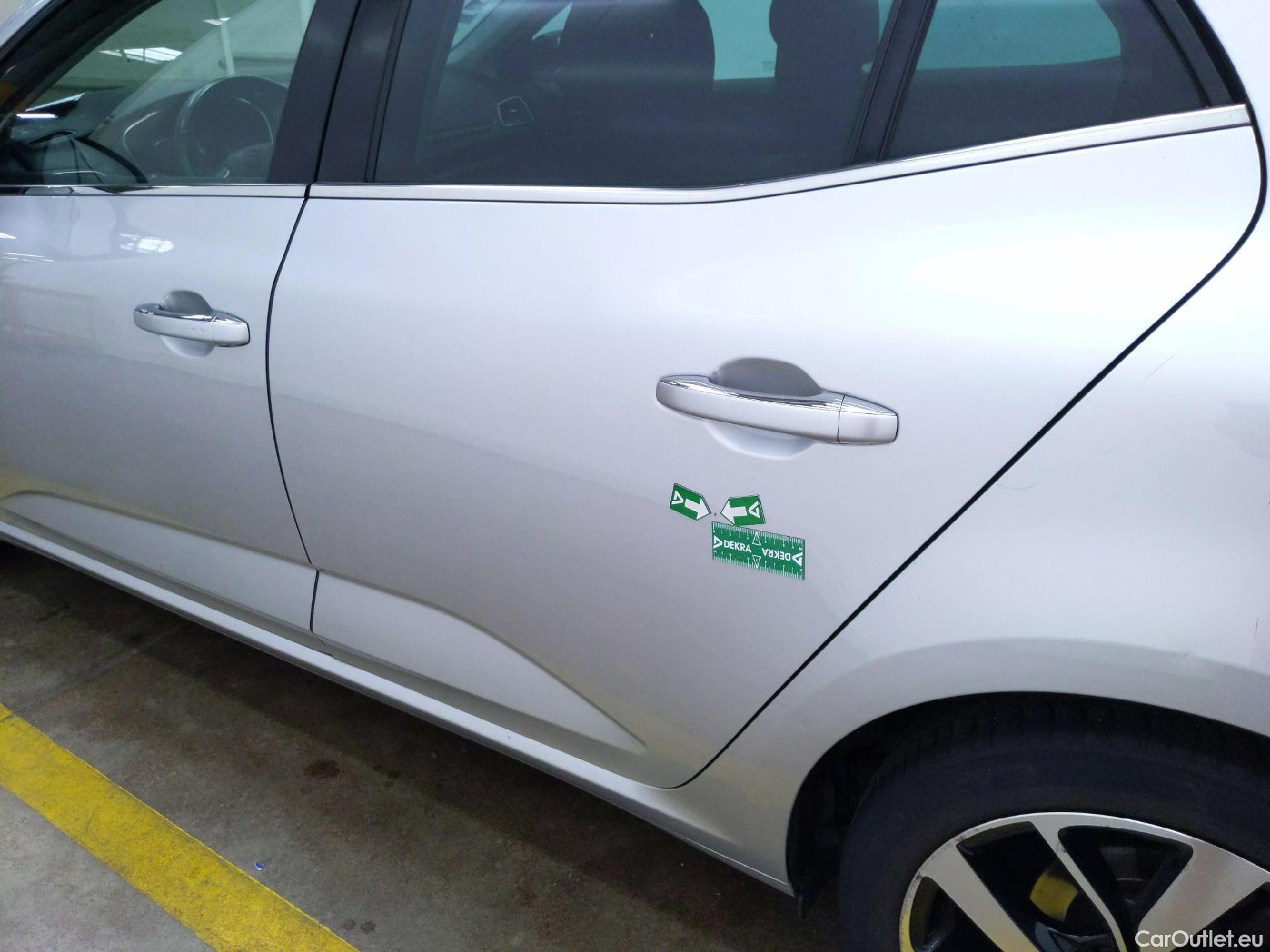  Renault  Megane  IV Berline 5pt. Limited 1.2 TCe 100CV BVM6 E6 #16