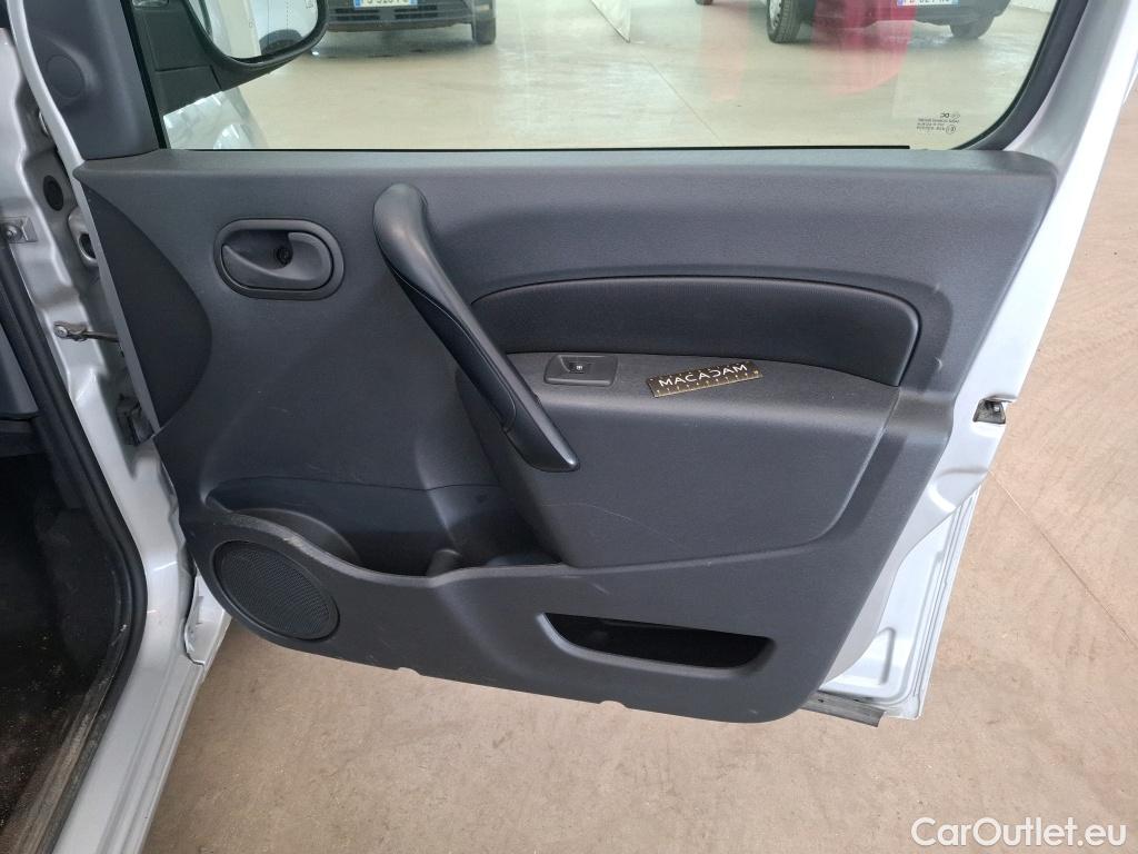  Renault  Kangoo  Grand Zen 1.5 dCi 110CV BVM6 7 Sieges E6 #24