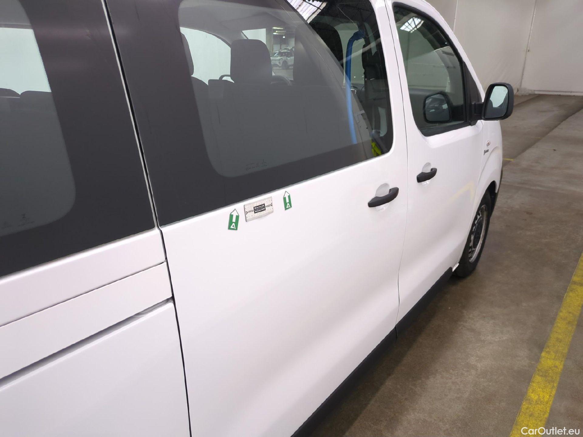  Peugeot  Expert  Kombi L2 1.6 HDi 115CV BVM6 9 Sieges E6 #25