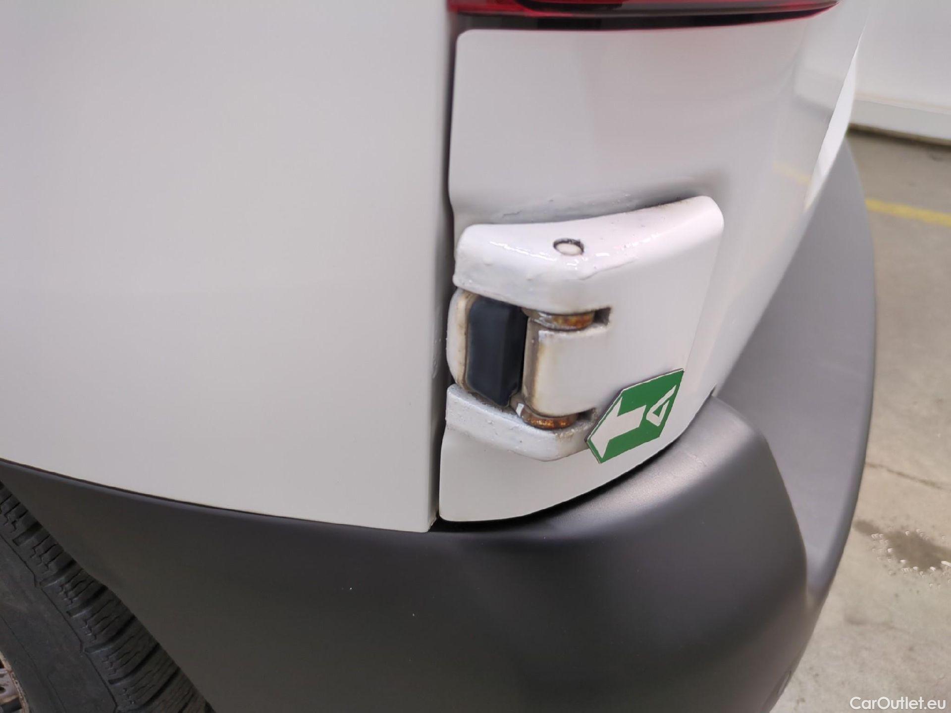  Peugeot  Expert  Kombi L2 1.6 HDi 115CV BVM6 9 Sieges E6 #17