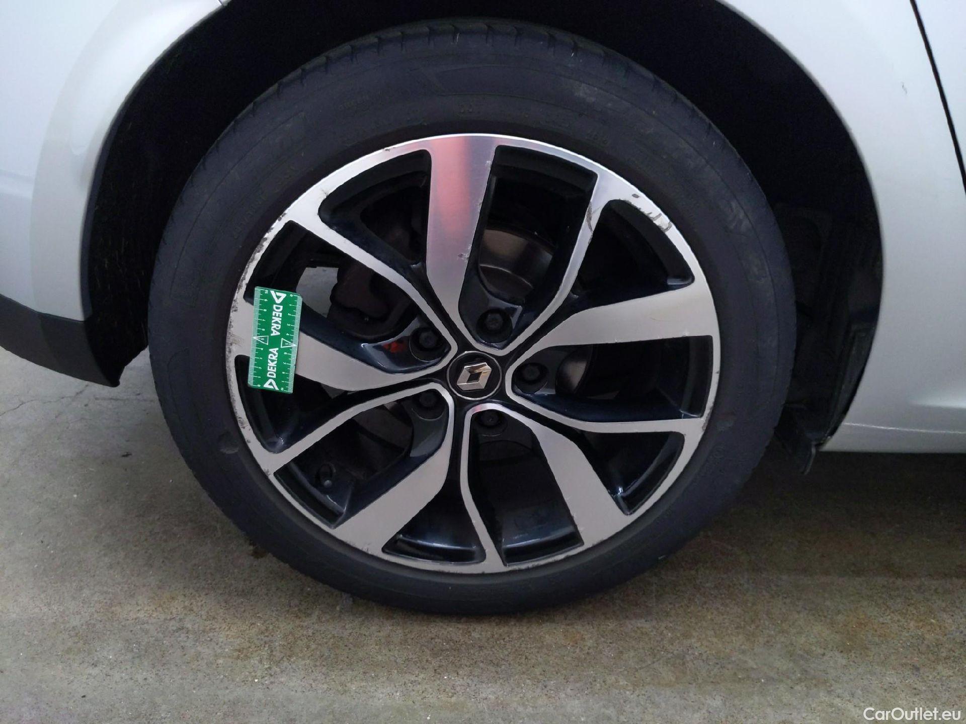  Renault  Megane  IV Berline 5pt. Limited 1.2 TCe 100CV BVM6 E6 #22
