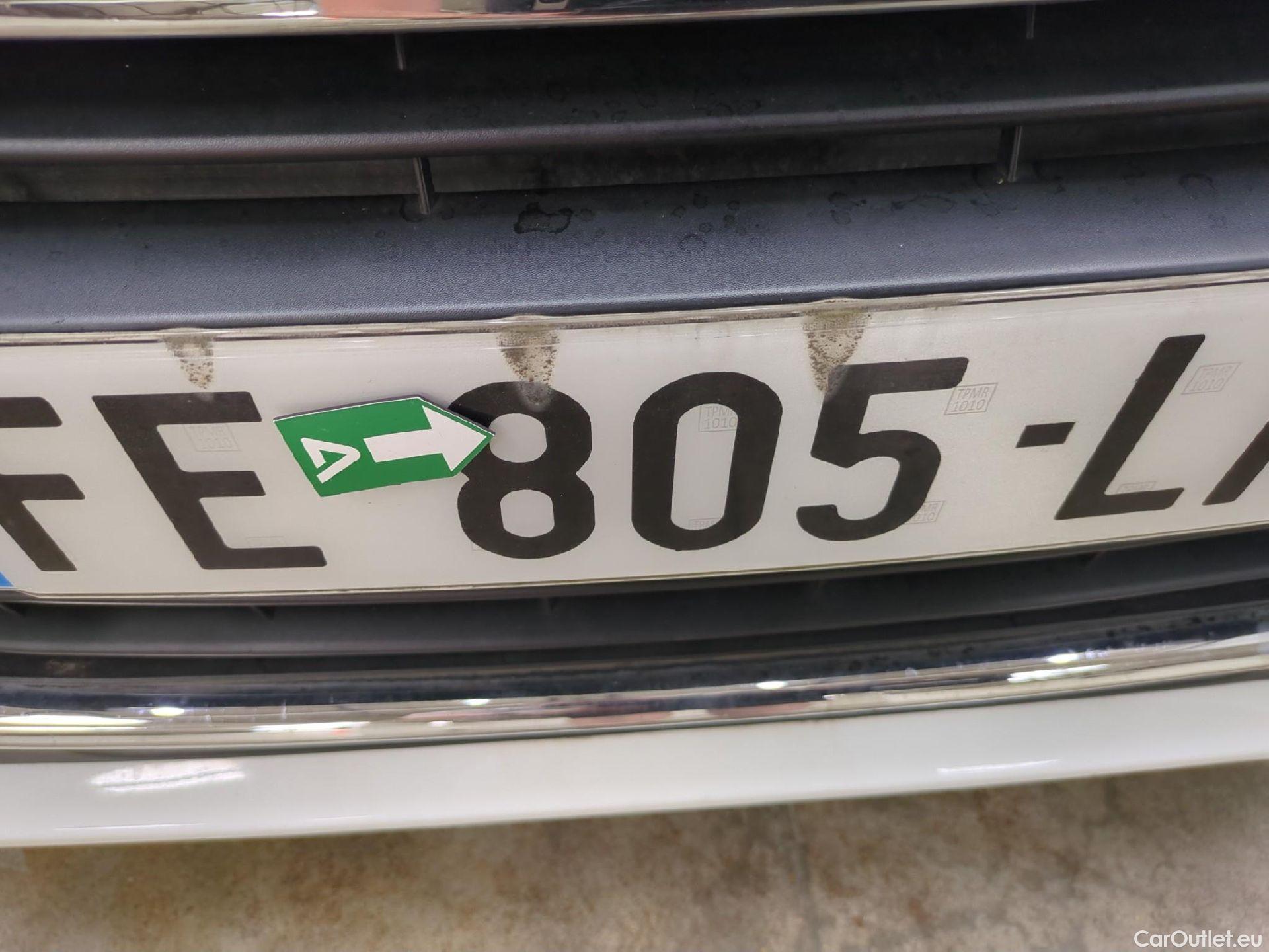  Peugeot  208  Affaire Premium Pack 1.2 80CV BVM5 E6dT #20