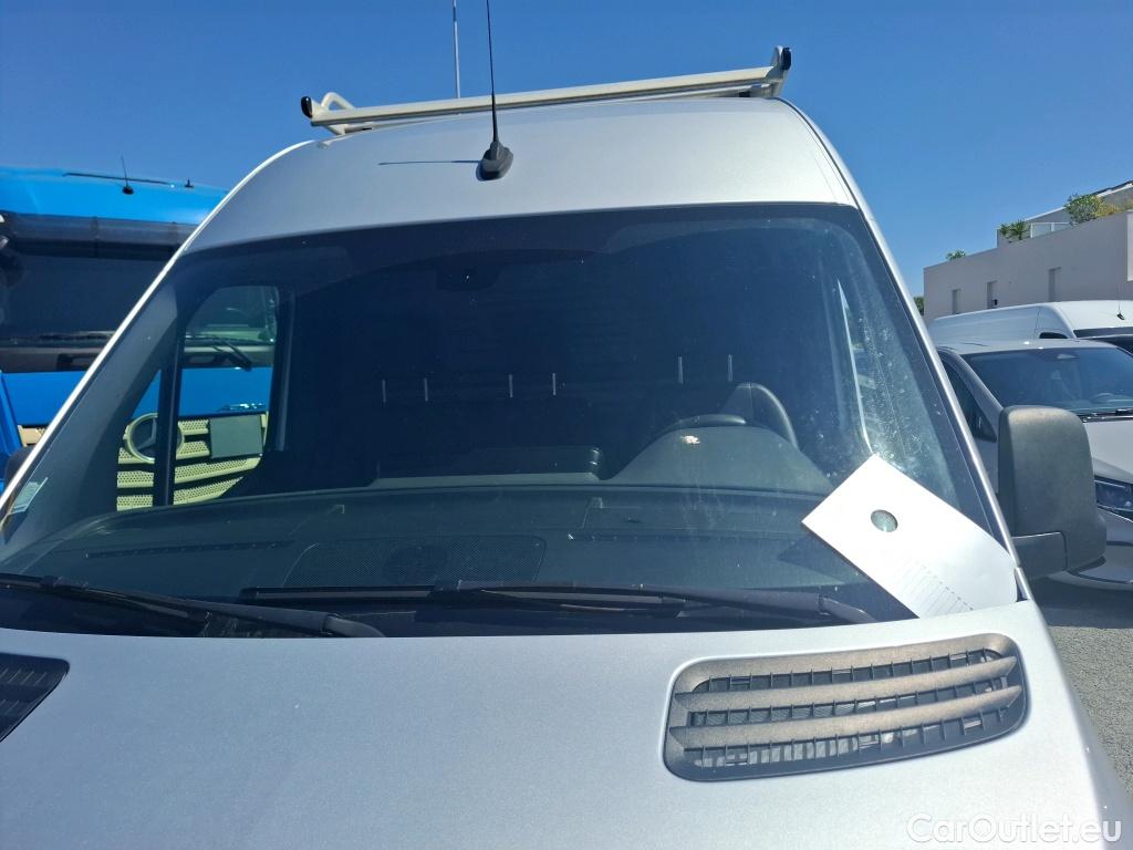  Mercedes  Sprinter MERCEDES-BENZ  / 2018 / 4P / Fourgon tôlé 317 FG 37 3,5t PRO Prop Léger #1