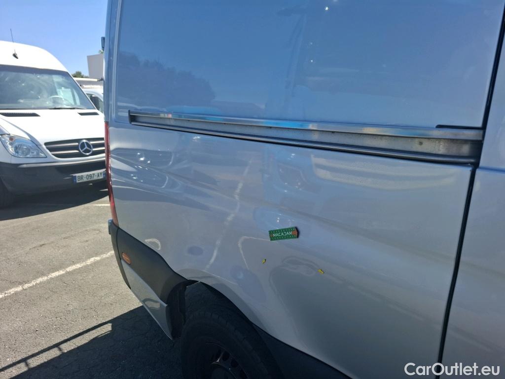  Mercedes  Sprinter MERCEDES-BENZ  / 2018 / 4P / Fourgon tôlé 317 FG 37 3,5t PRO Prop Léger #5