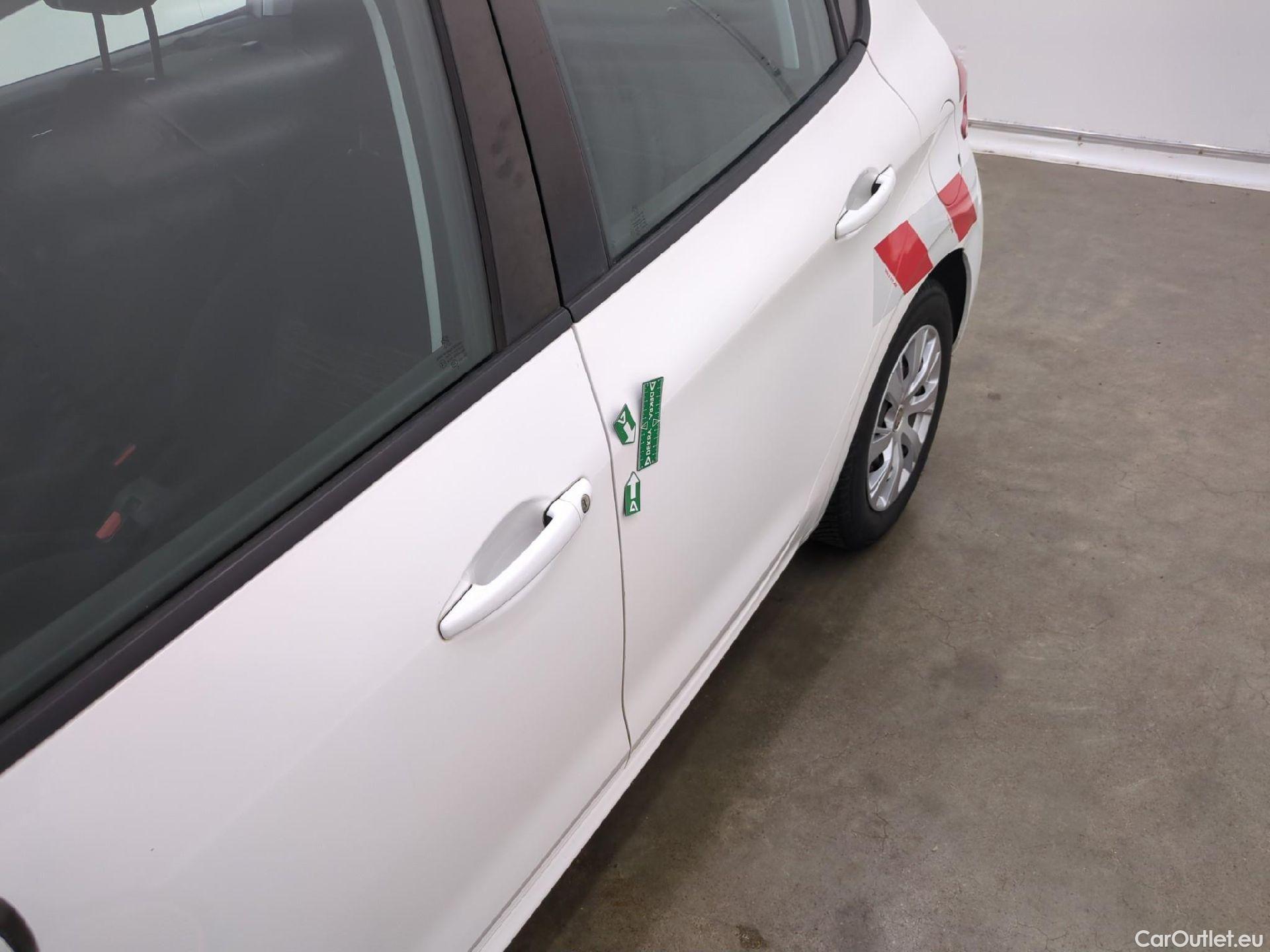  Peugeot  208  Affaire Premium Pack 1.2 80CV BVM5 E6dT #33