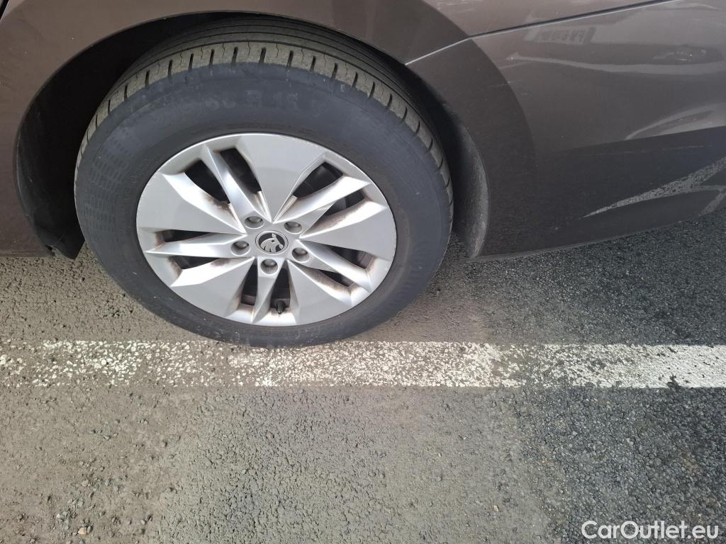  Skoda  Octavia  Break Business 2.0 TDI 115CV BVM6 E6d #12