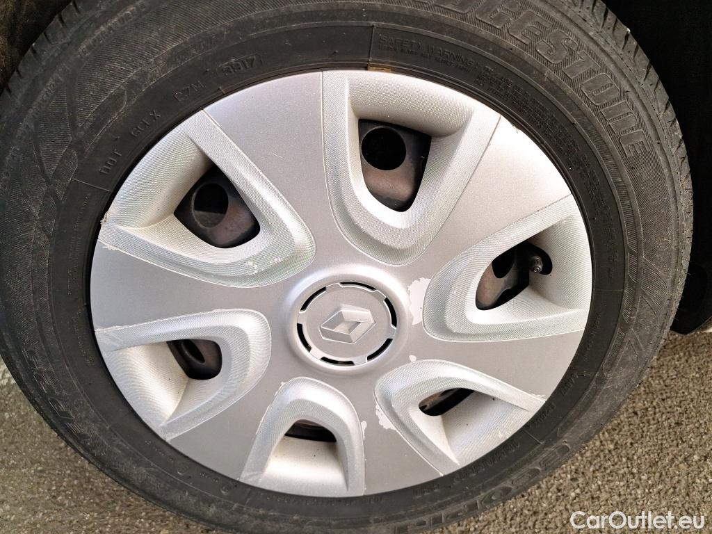  Renault  Clio  IV Air 1.5 dCi 90CV BVM5 E6 #35