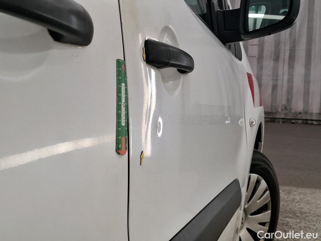  Citroen  Berlingo  Feel 1.2 PureTech 110CV BVM5 E6 #11
