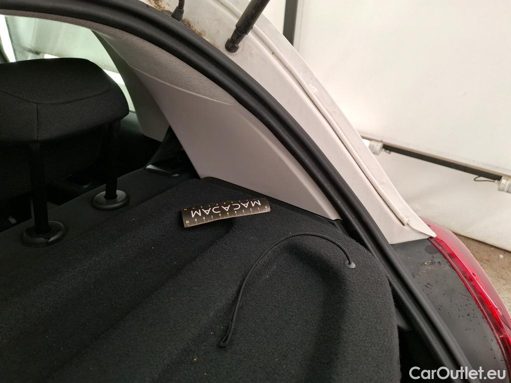  Citroen  C3  Feel Business 1.2 PureTech 80CV BVM5 E6d #1