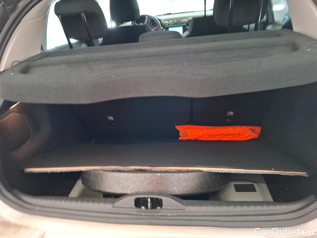  Citroen  C3 CITROEN  / 2020 / 5P / Berline PureTech 110 S&S EAT6 Shine #9