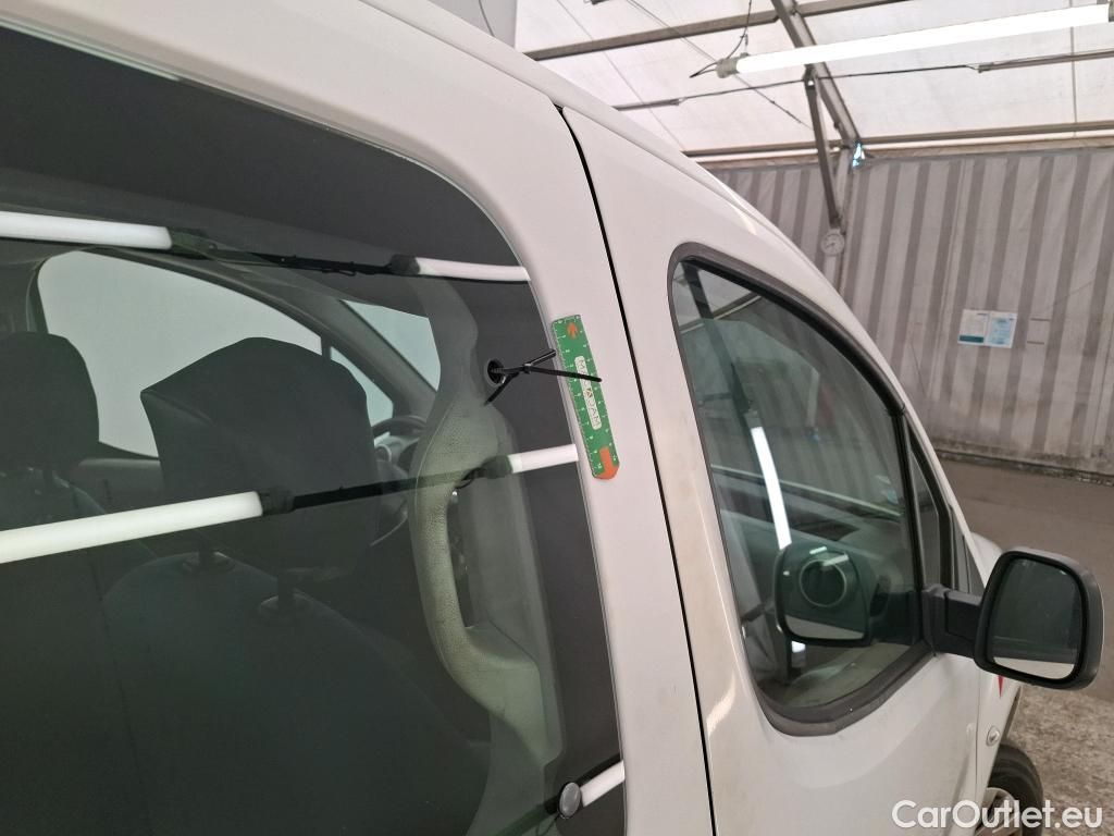  Citroen  Berlingo  Feel 1.2 PureTech 110CV BVM5 E6 #48