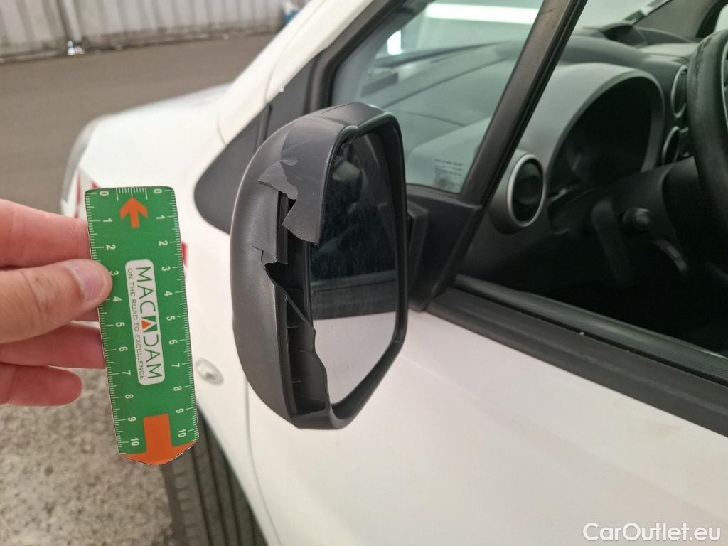  Citroen  Berlingo  Feel 1.2 PureTech 110CV BVM5 E6 #13