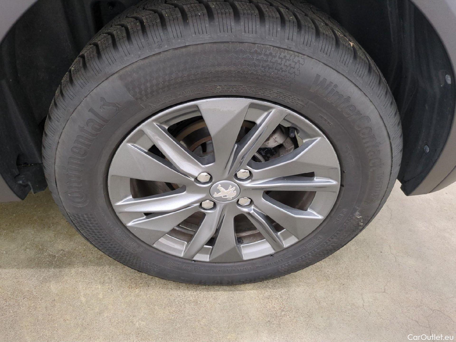  Peugeot  2008  Active Pack 1.2 PureTech 130CV BVA8 E6d #10