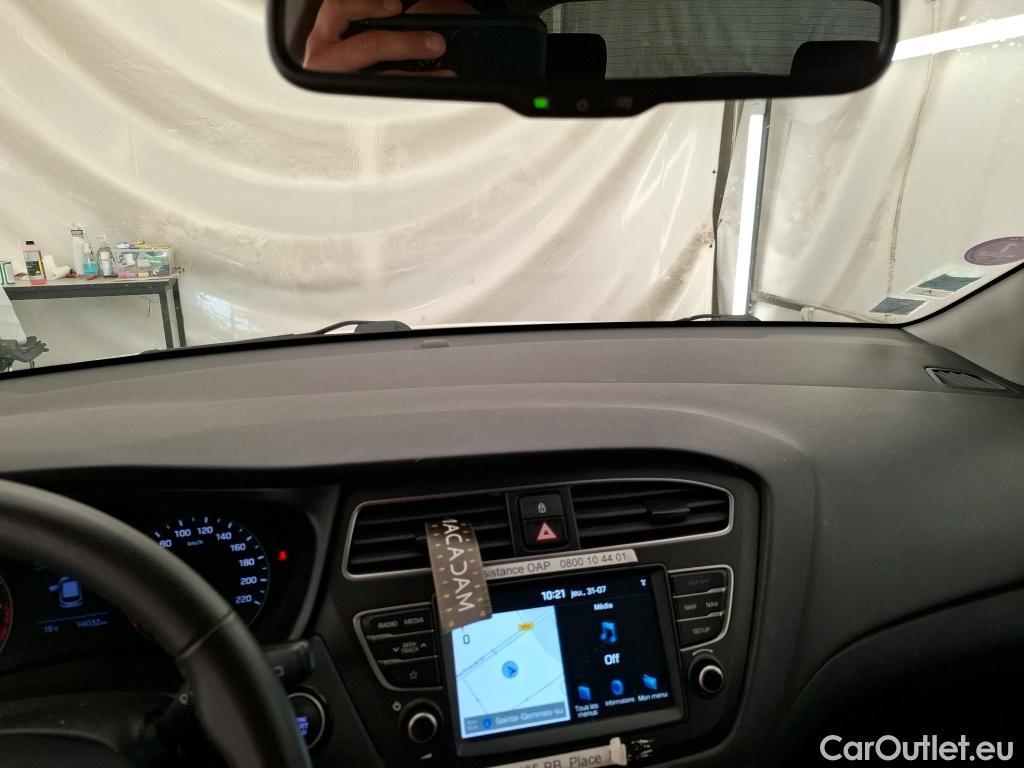  Hyundai  i20  Creative 1.0 100CV BVA7 E6dT #5