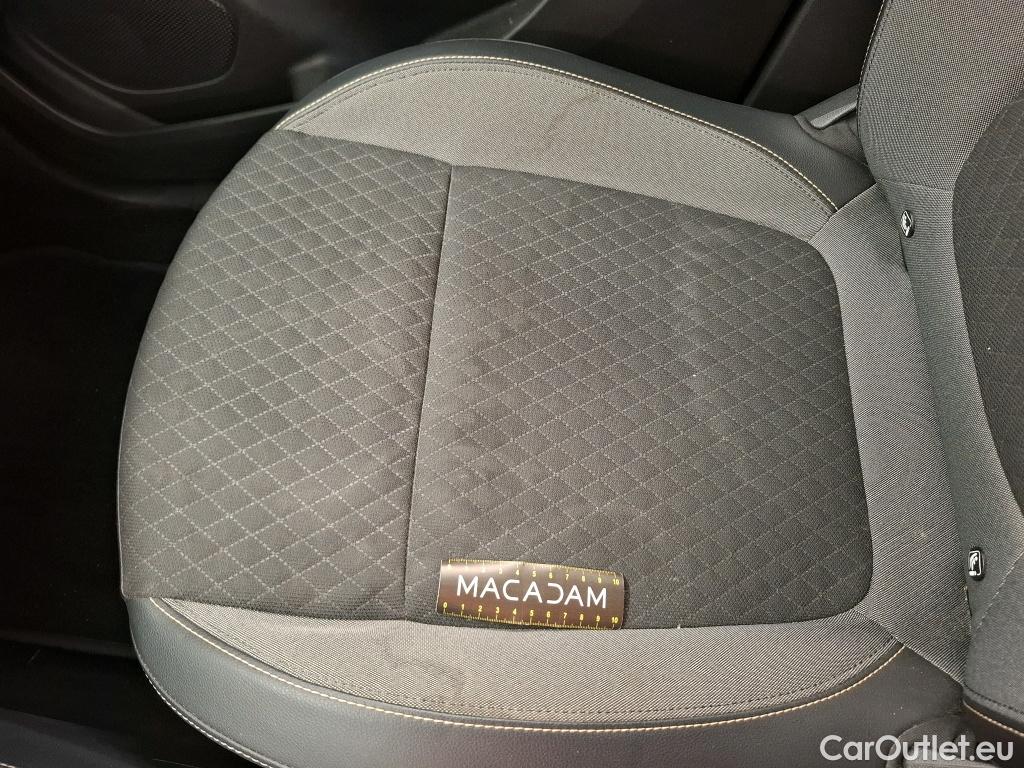  Opel   Grandland X Grandland X Elegance Business 1.5 130CV BVA8 E6d #7