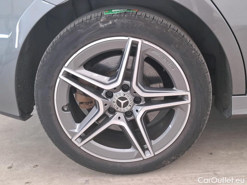  Mercedes  A-Klasse MERCEDES-BENZ Classe A Compact / 2018 / 5P / Berline A 250 e AMG Line 8G-DCT #6