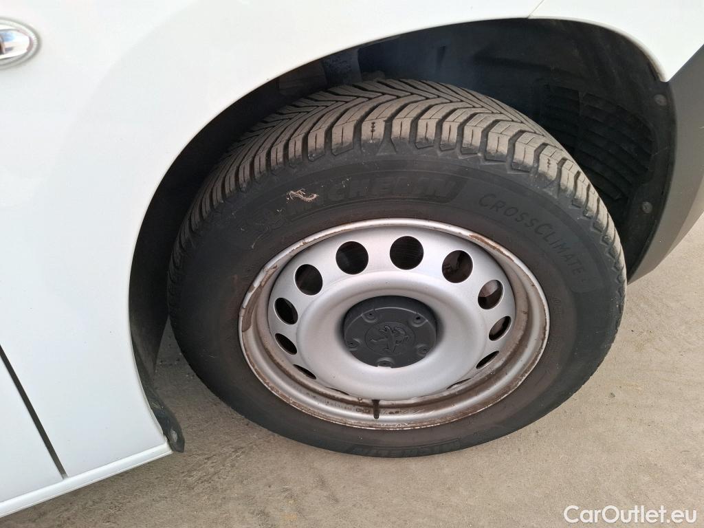  Peugeot  Partner  Cabine Approfondie L2 1.5 HDi 100CV BVM6 E6d #7