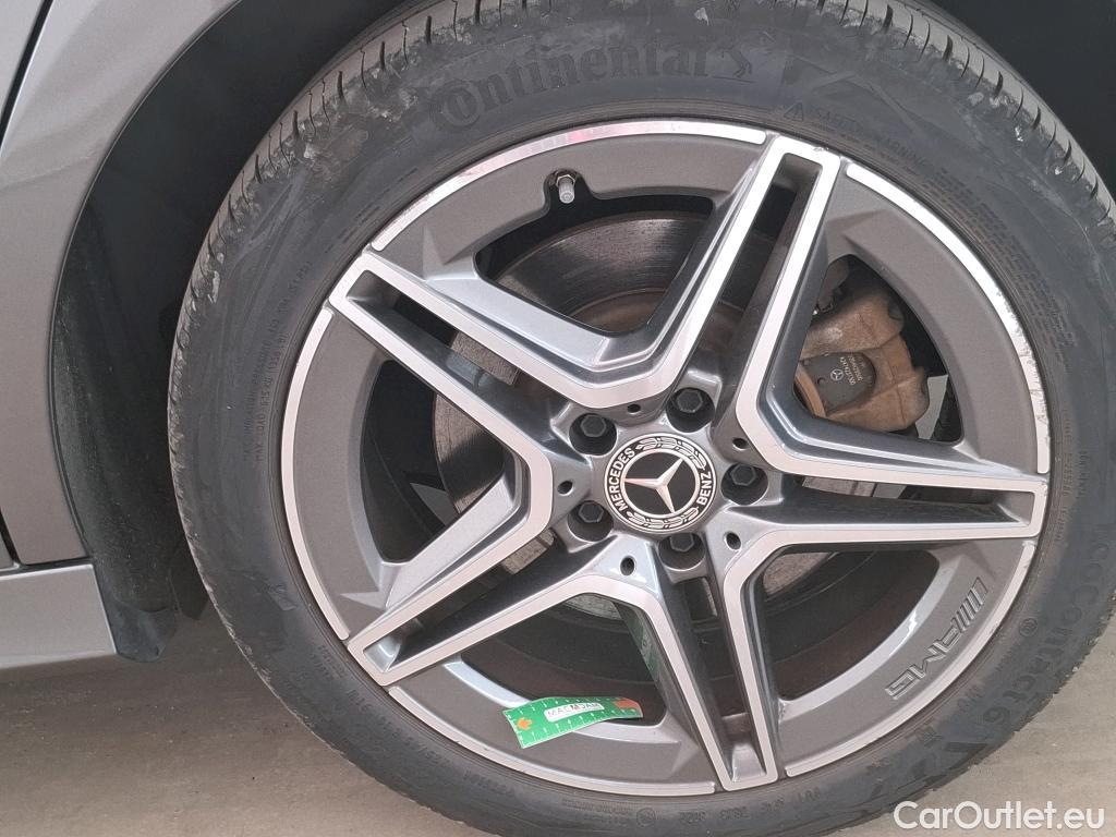  Mercedes  A-Klasse MERCEDES-BENZ Classe A Compact / 2018 / 5P / Berline A 250 e AMG Line 8G-DCT #28