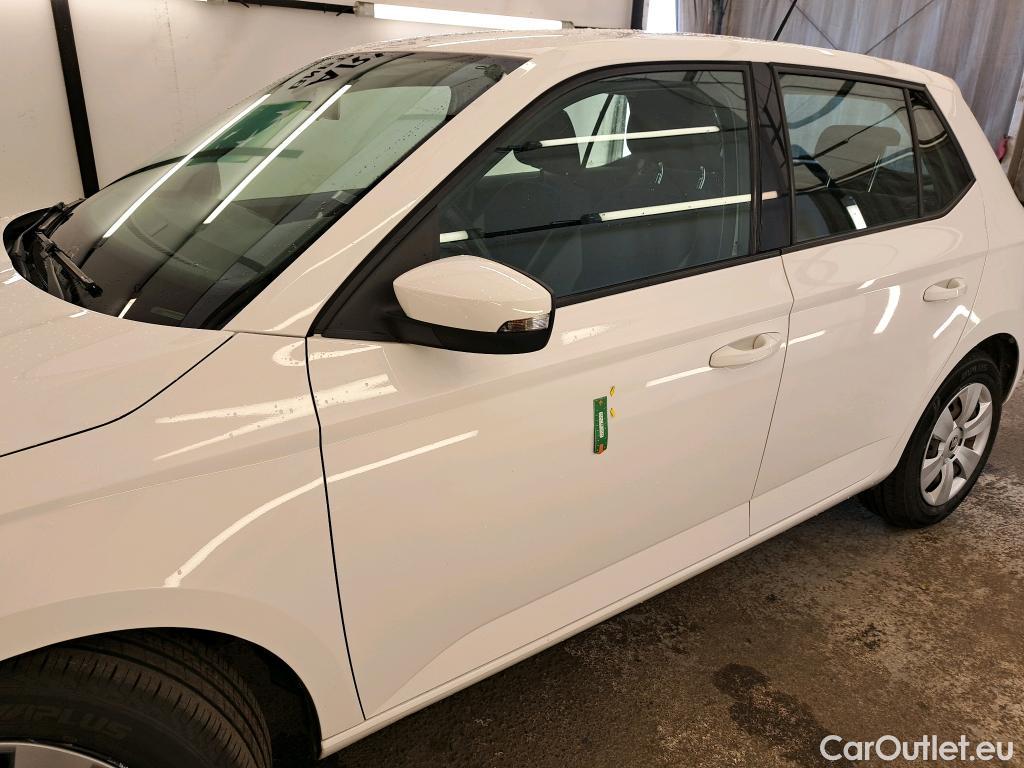  Skoda  Fabia  Ambition 1.0 MPI 60CV BVM5 E6 #4