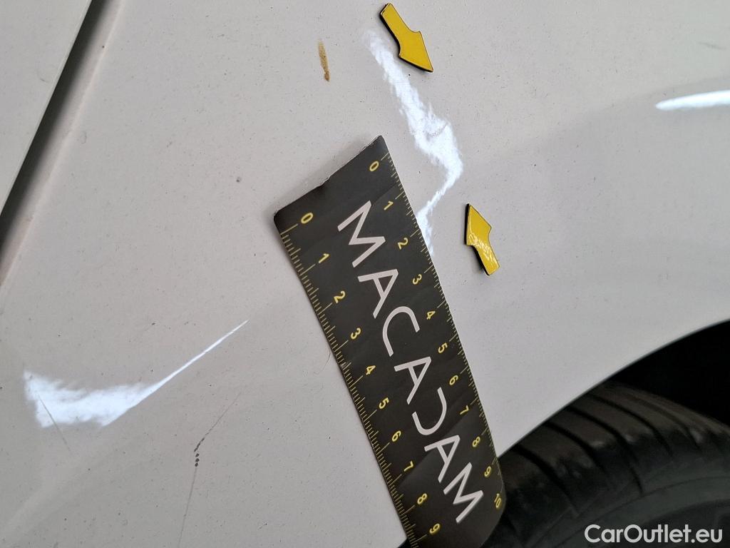  Renault  Clio  IV Business 0.9 TCe 90CV BVM5 E6 #33