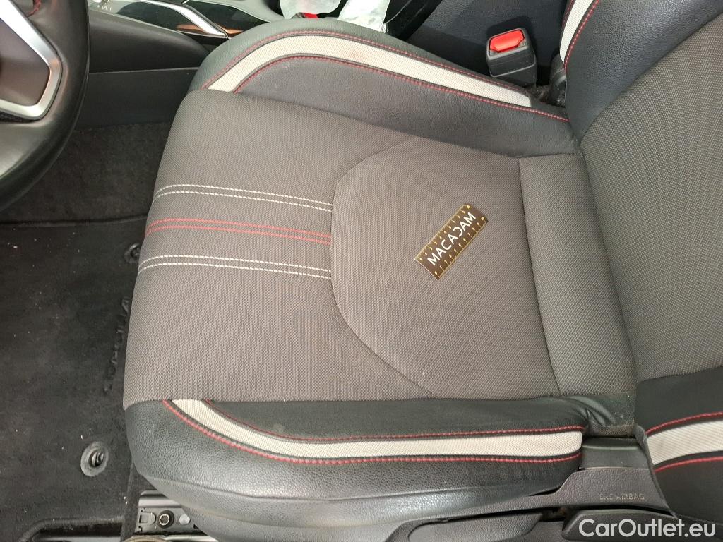  Toyota  Corolla TOYOTA  / 2018 / 5P / Berline Hybride 184h GR Sport #31