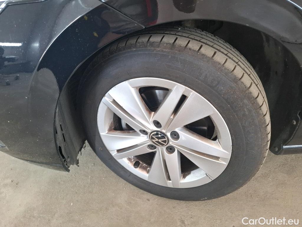  Volkswagen  Golf  VOLKSWAGEN / 2020 / 5P / Berline 2.0 TDI SCR 115 BVM6 Life Busi 1st #7