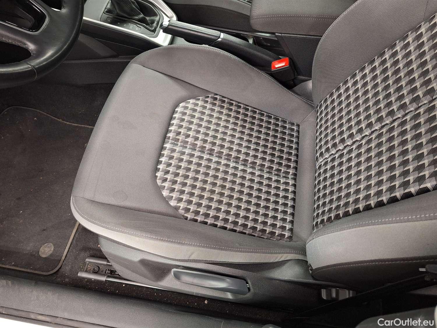  Audi  A1 Sportback Audi, A1 SB '18, Audi  1.0 30 TFSI 85kW S tronic 5d #25