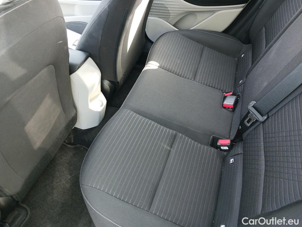  Hyundai  i20 HYUNDAI  / 2020 / 5P / berlina con portón 1.0 TGDI 74kW (100CV) 48V Tecno #16