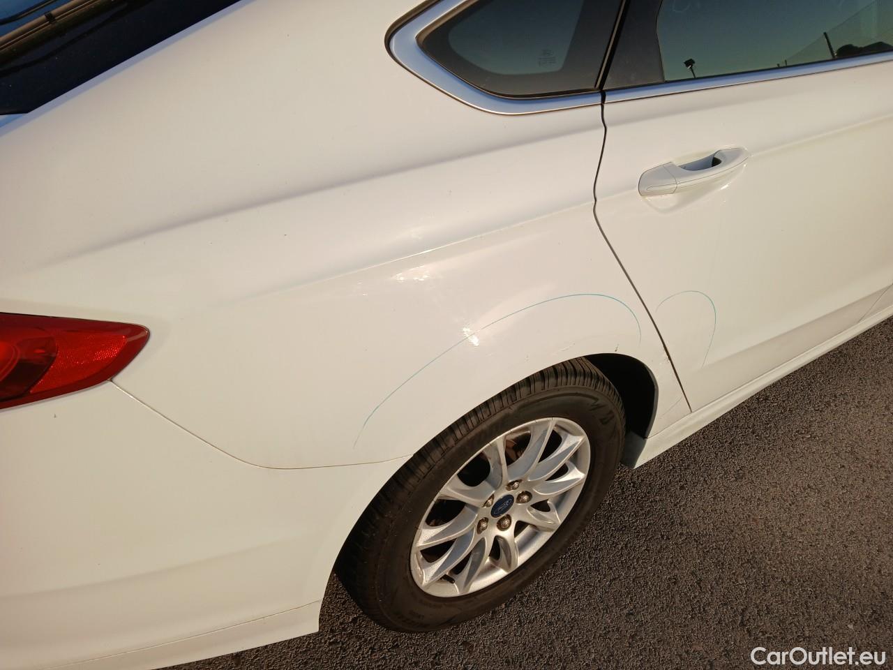  Ford  Mondeo FORD  / 2014 / 5P / berlina con portón 2.0 TDCi 110kW PowerShift Trend #22