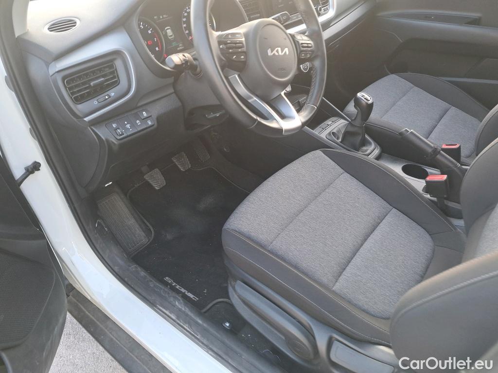  KIA  STONIC KIA  / 2017 / 5P / todoterreno 1.0 T-GDi 74kW MHEV iMT Concept Plus(SL)(SP) #10