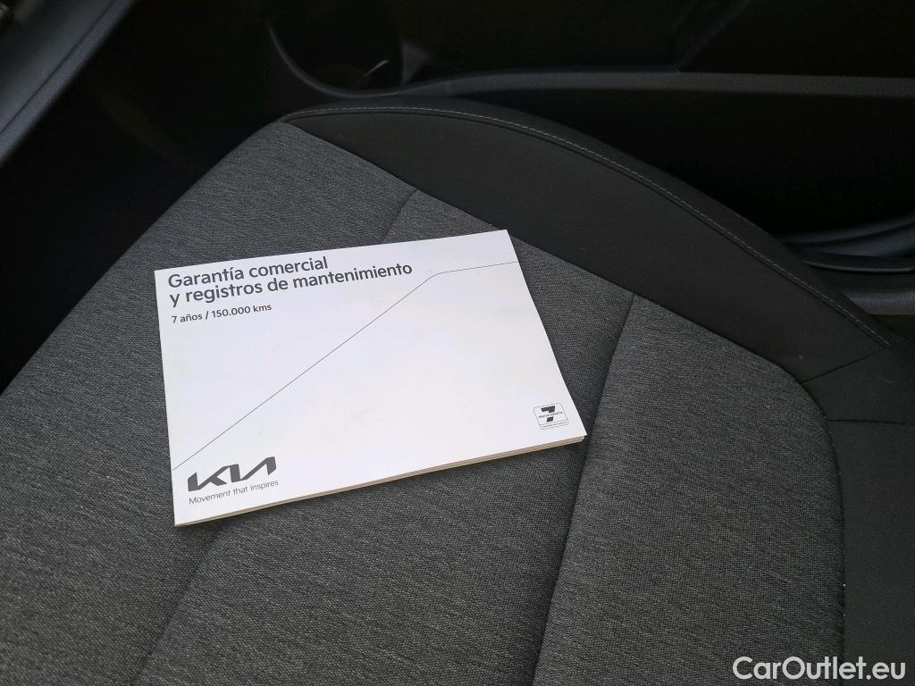  KIA  STONIC KIA  / 2017 / 5P / todoterreno 1.0 T-GDi 74kW MHEV iMT Concept Plus(SL)(SP) #3