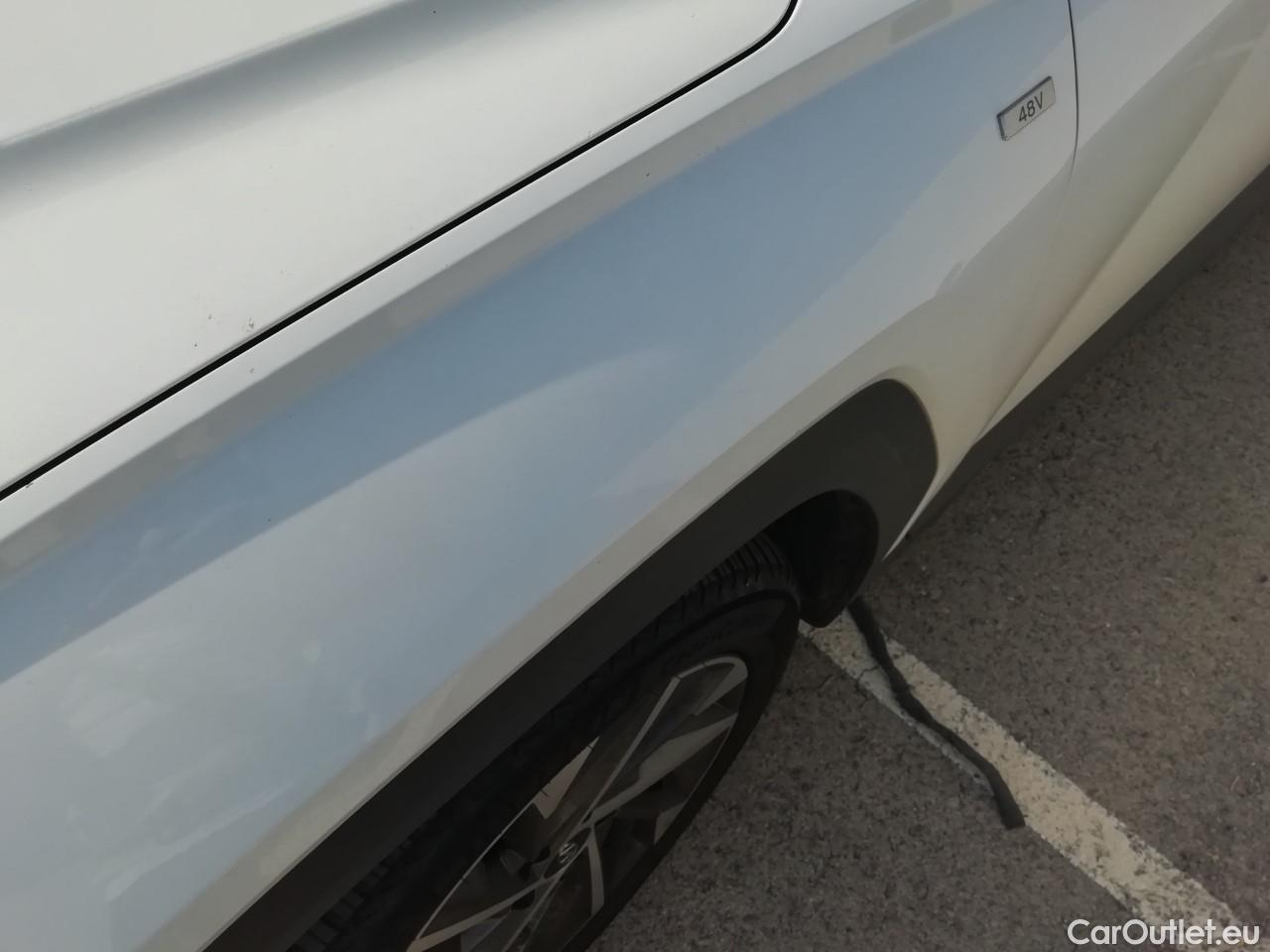  Hyundai  Tucson HYUNDAI  / 2020 / 5P / todoterreno 1.6 CRDI 100kW 48V Tecno DCT 4x4 2C #5