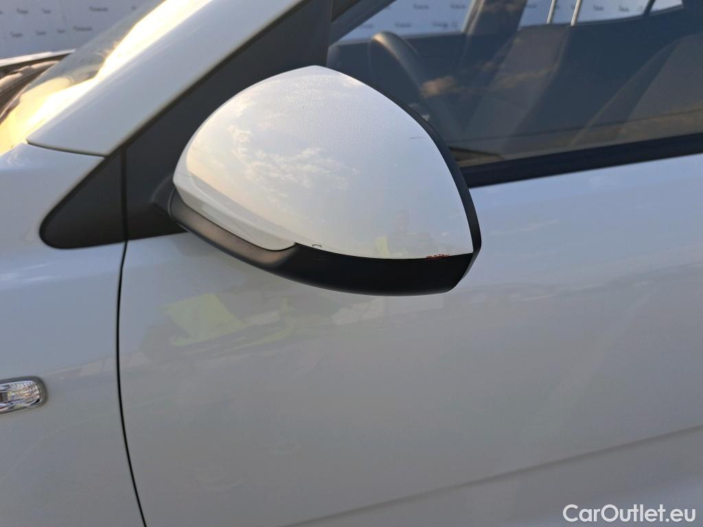  KIA  STONIC KIA  / 2017 / 5P / todoterreno 1.0 T-GDi 74kW MHEV iMT Concept Plus(SL)(SP) #11