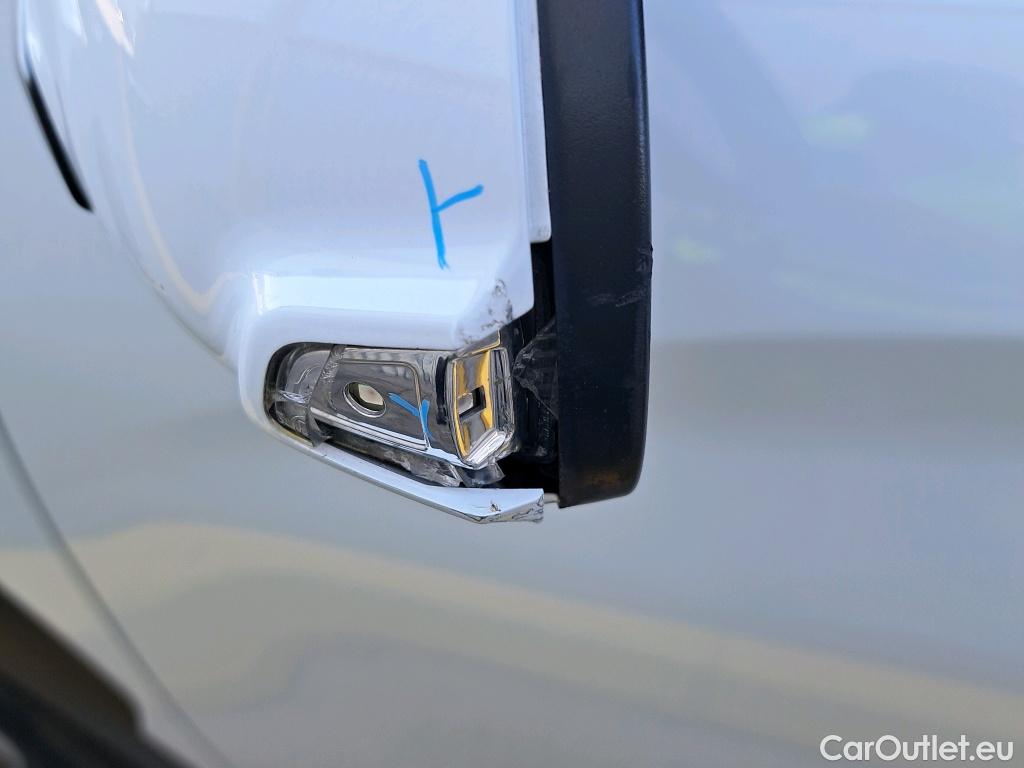  Hyundai  Konna HYUNDAI Kona / 2017 / 5P / todoterreno 1.6 GDI HEV Klass DT #2