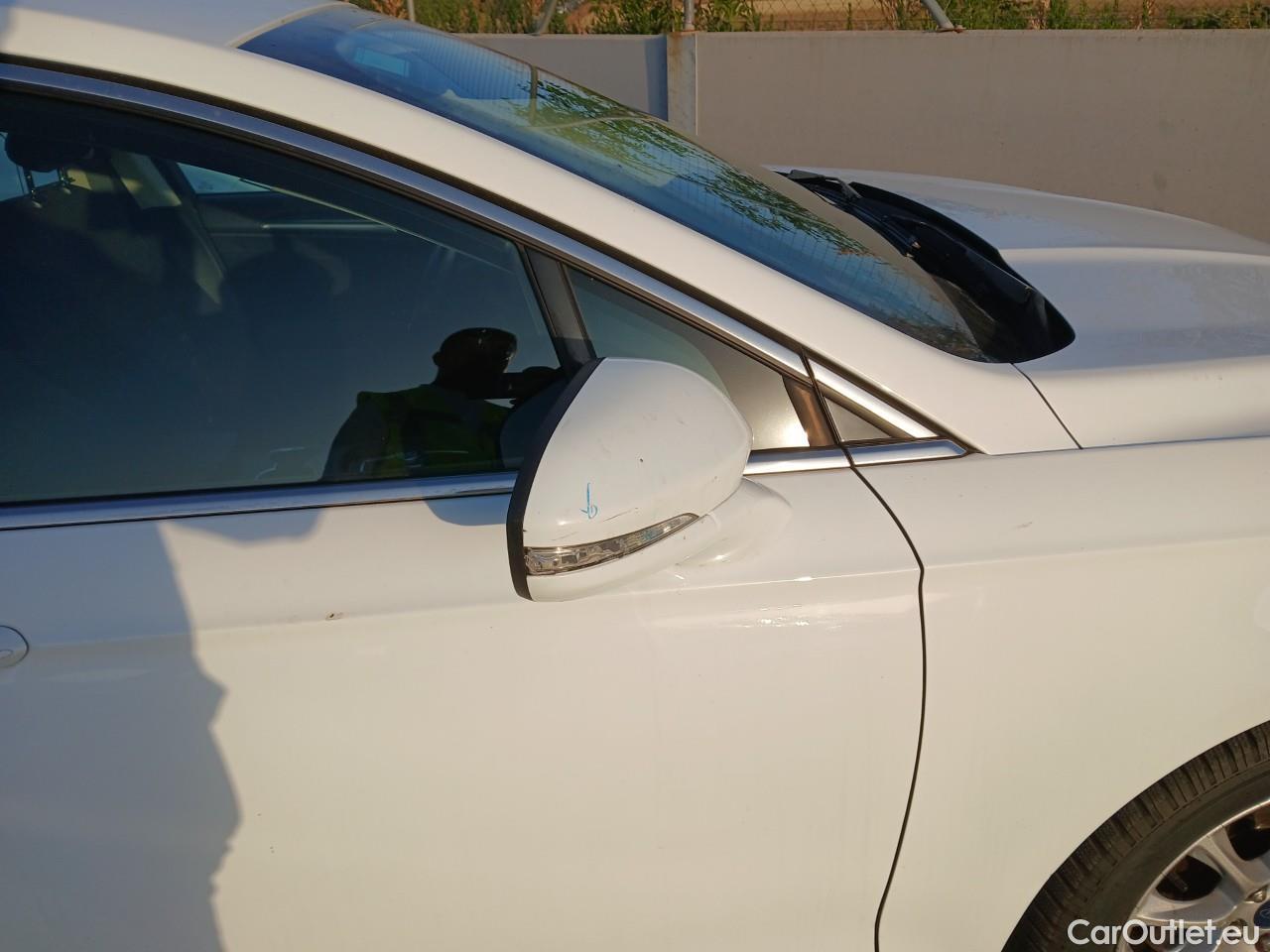  Ford  Mondeo FORD  / 2014 / 5P / berlina con portón 2.0 TDCi 110kW PowerShift Trend #26