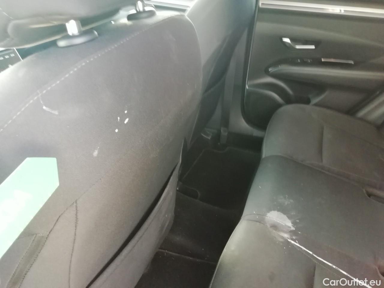  Hyundai  Tucson HYUNDAI  / 2020 / 5P / todoterreno 1.6 CRDI 100kW 48V Tecno DCT 4x4 2C #9