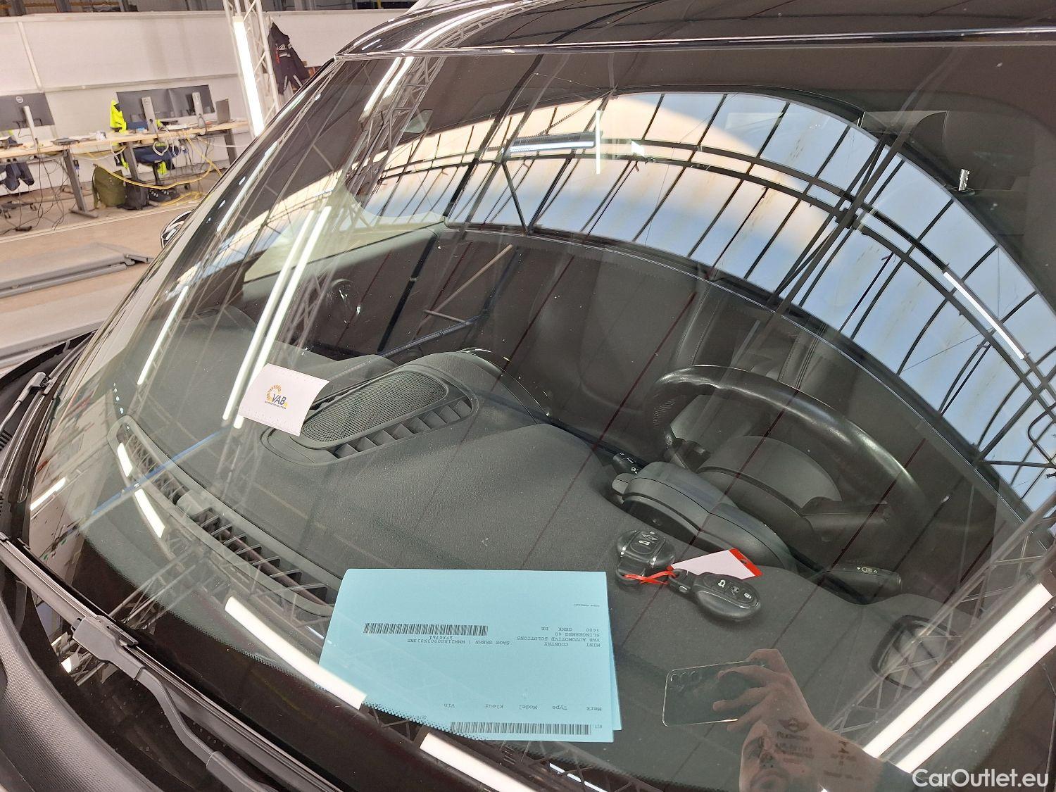  Mini  Countryman MINI, Mini  '16, Mini  Cooper S E ALL4 AT 5d #38