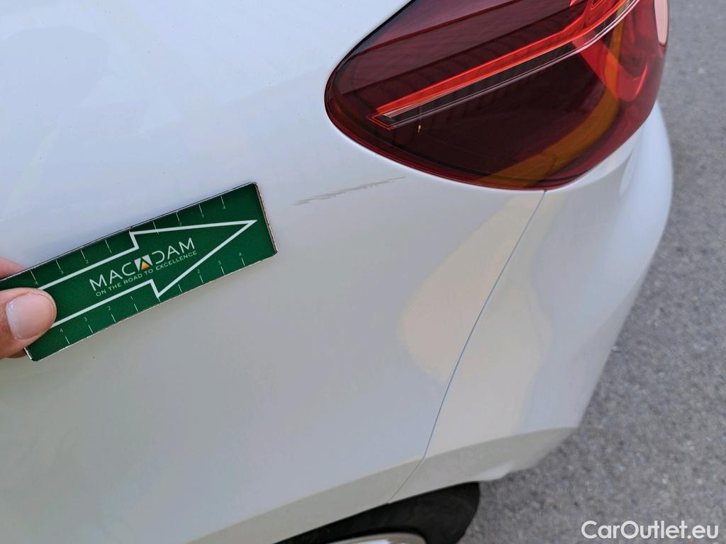  Renault  Clio  V Intens 1.6 E-TECH Hybrid 140CV ATV E6d #32