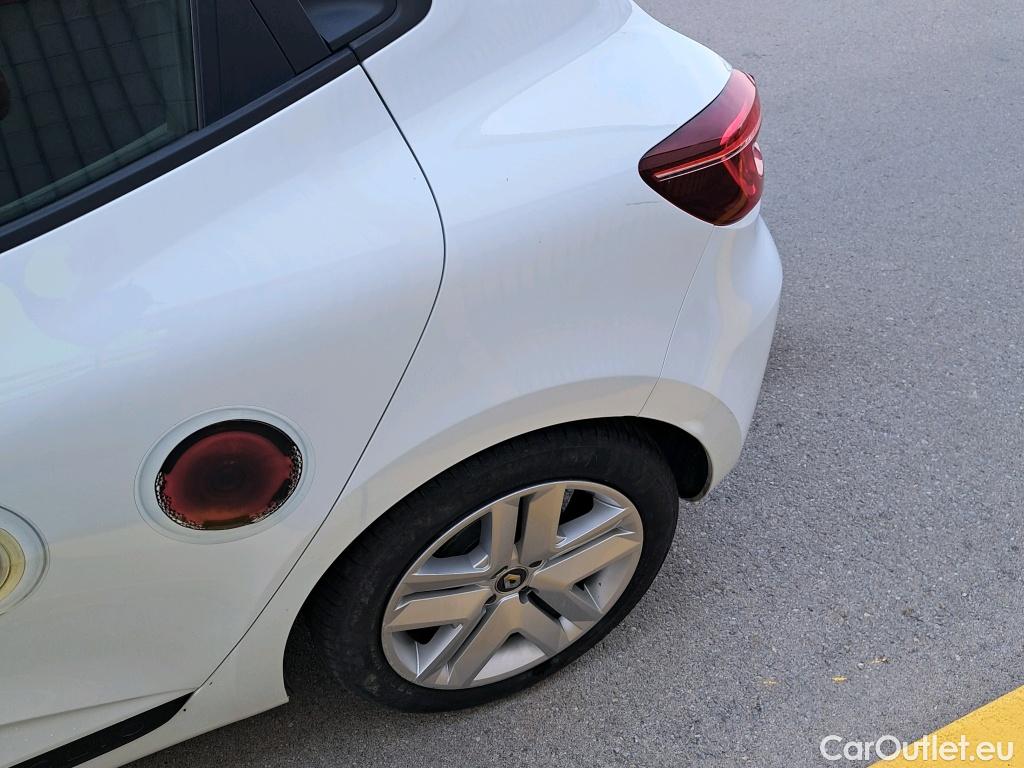  Renault  Clio  V Intens 1.6 E-TECH Hybrid 140CV ATV E6d #31