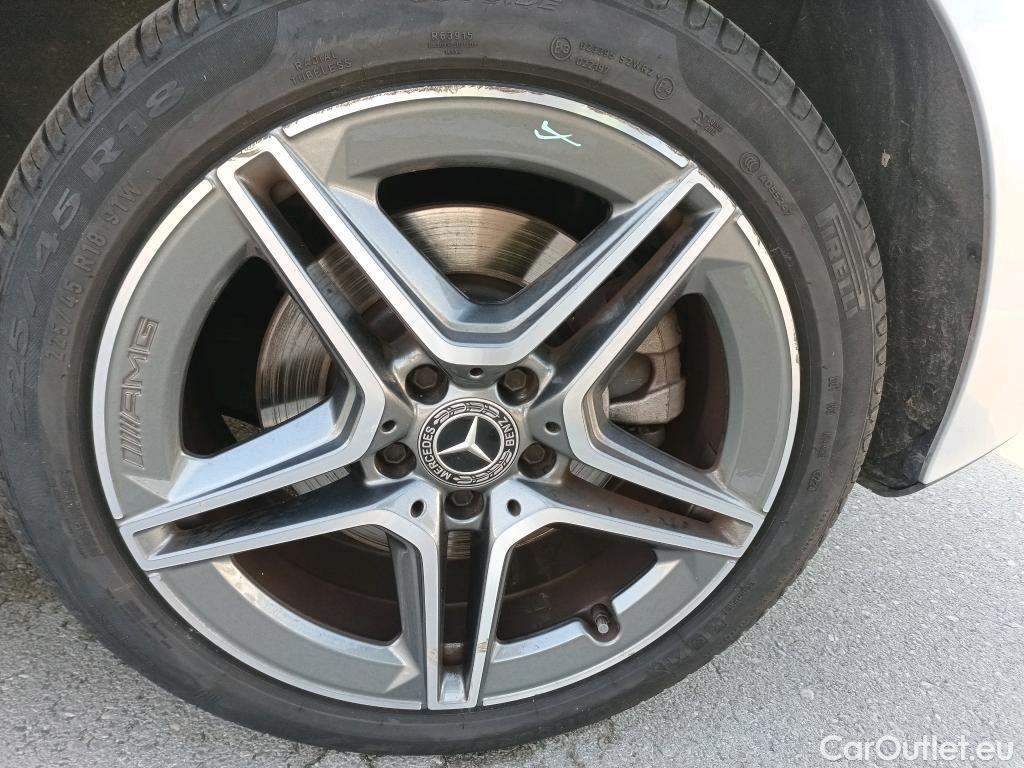  Mercedes  A-Klasse Clase A A 250 e (177.086)Premium-Pack 1.3 AMG Line 220CV AT8 E6d #4