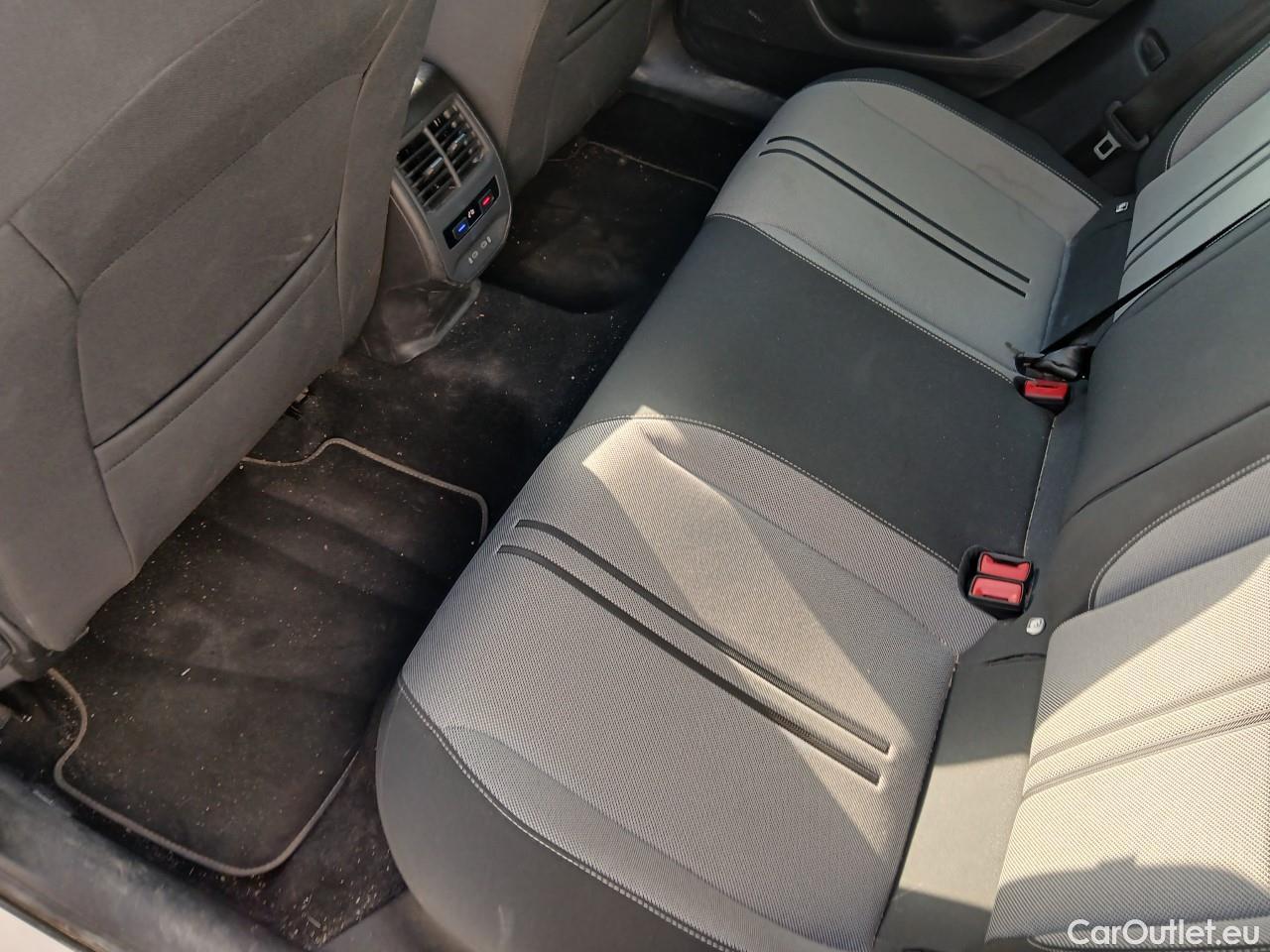  Seat  Leon  Style Go 2.0 TDI 115CV MT6 E6d #6