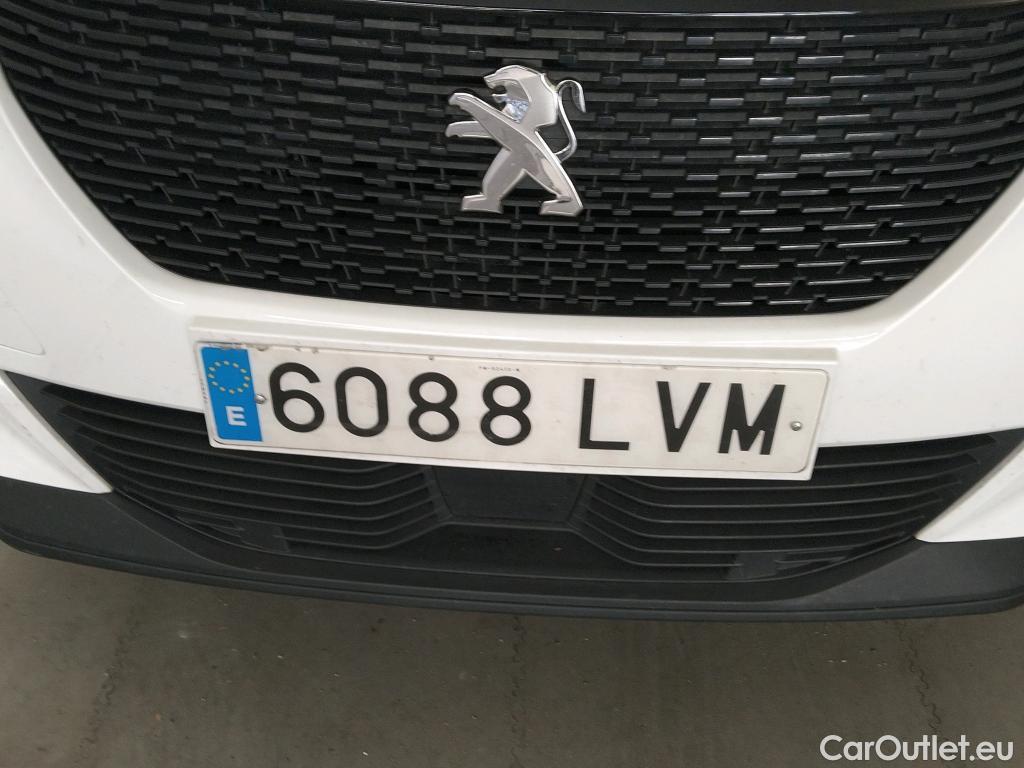  Peugeot  2008  Active 1.2 PureTech 100CV MT6 E6d #16