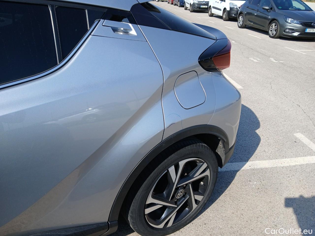  Toyota  C-HR TOYOTA  / 2019 / 5P / todoterreno 1.8 125H Advance #13