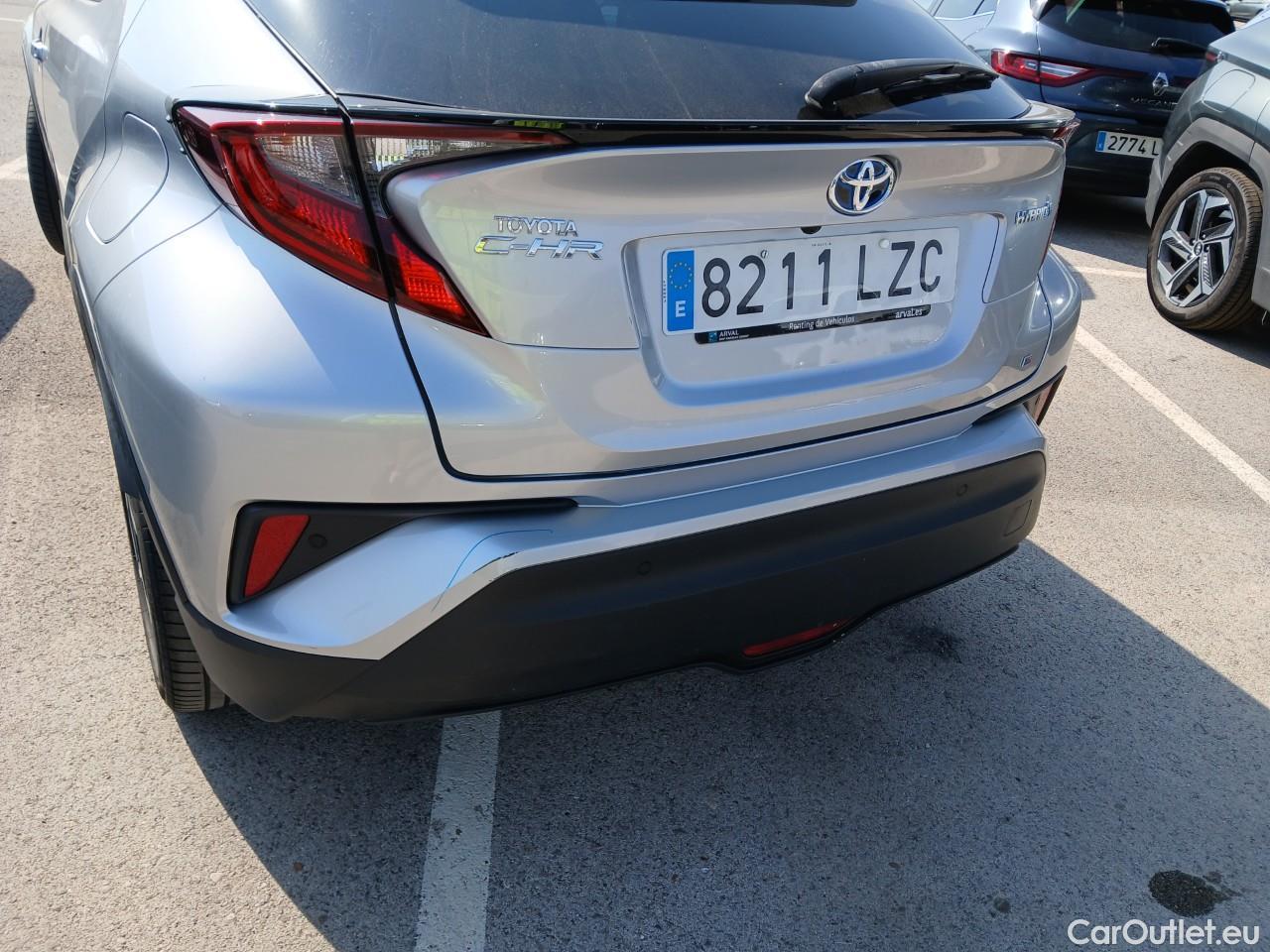  Toyota  C-HR TOYOTA  / 2019 / 5P / todoterreno 1.8 125H Advance #17
