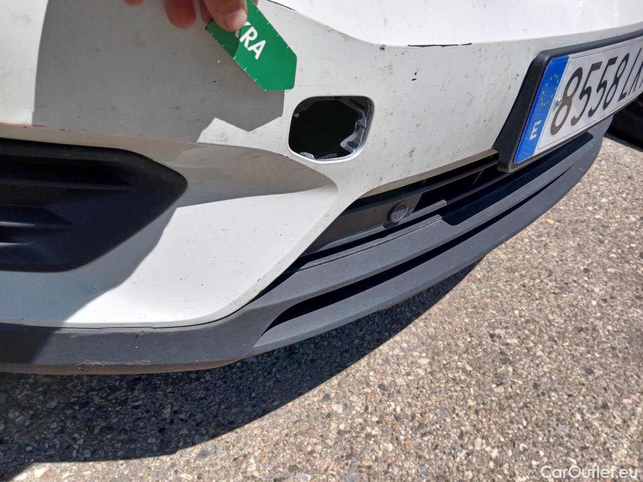  Volvo  XC 40 XC40 Momentum Core 2WD 1.5 130CV MT6 E6d #15