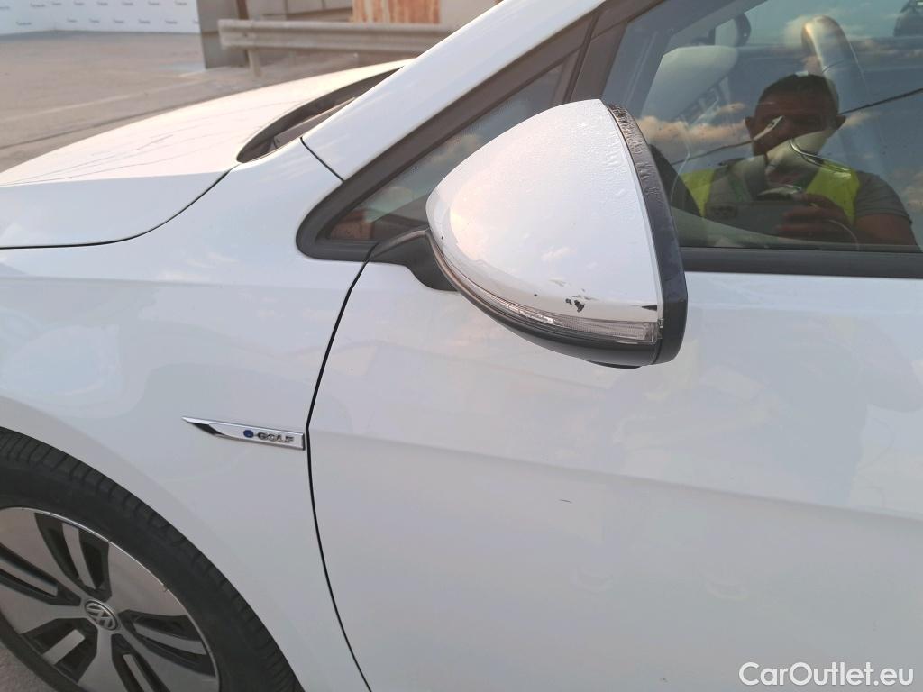 Volkswagen  Golf  VII Berlina e-35kWh #32