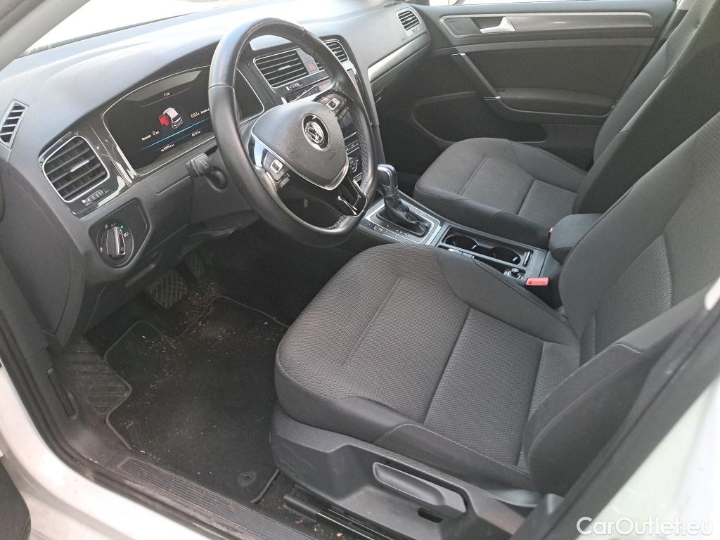  Volkswagen  Golf  VII Berlina e-35kWh #23