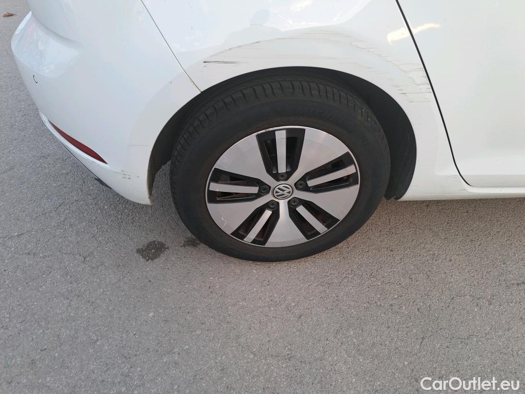  Volkswagen  Golf  VII Berlina e-35kWh #7