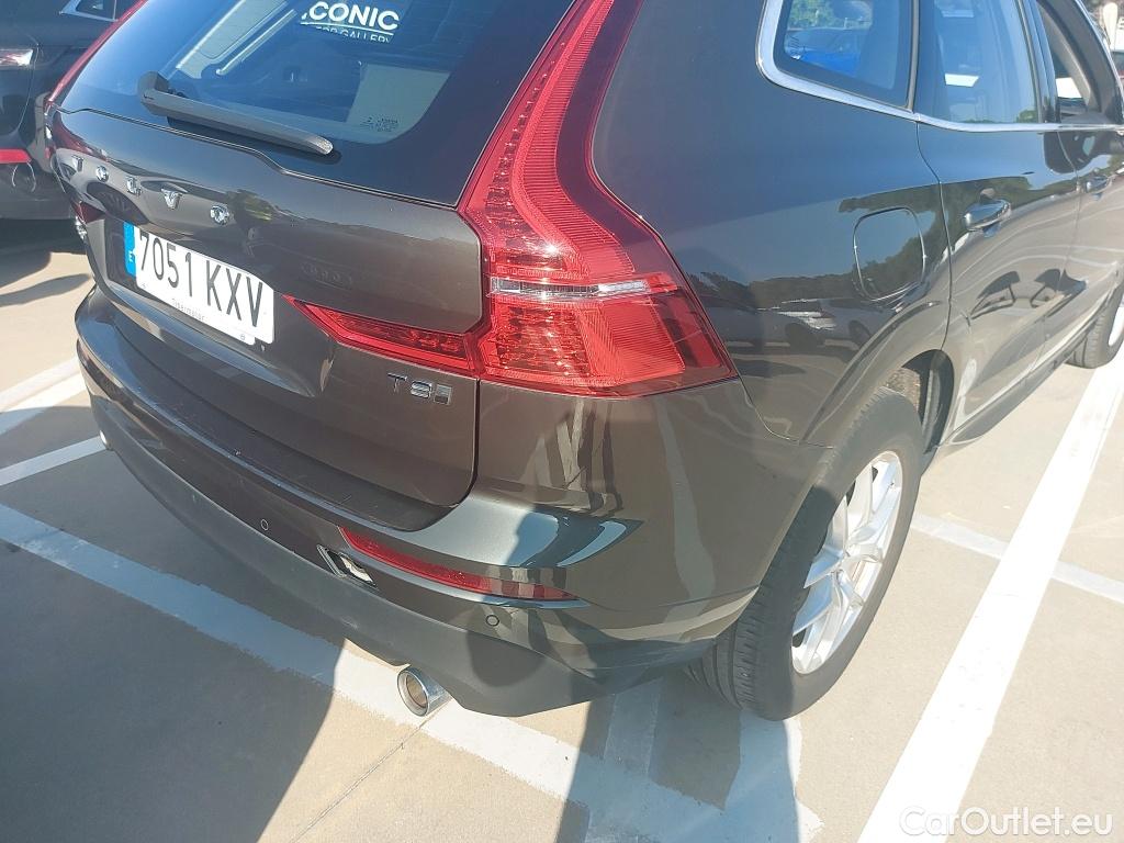  Volvo  XC60  Momentum Plug-In Hybrid AWD 2.0 T8 Twin Engine 390CV AT8 E6dT #29