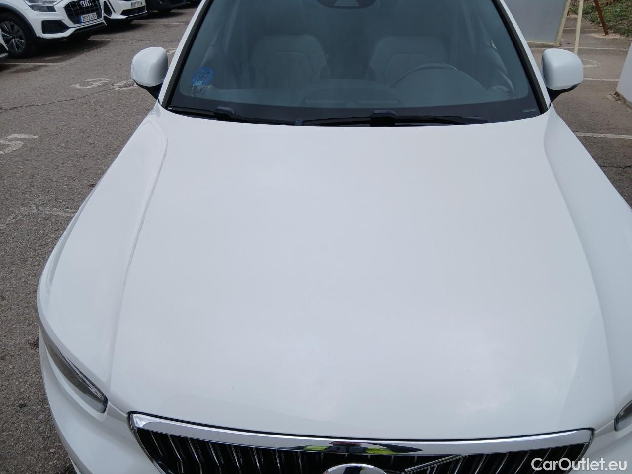  Volvo  XC 40 VOLVO XC40 / 2017 / 5P / todoterreno 1.5 T4 Twin Recharge Inscription Ex Auto #2